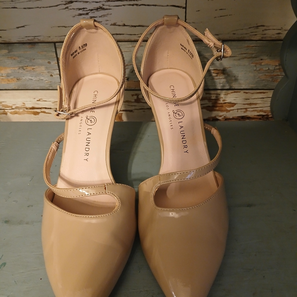 Chinese laundry Los Angeles pointed nude ankle strappy heels size 8.5 - Picture 2 of 6